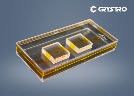 O único cristal TGG do diâmetro 28*28*6 obstrui a grandada sintética do gálio do Terbium