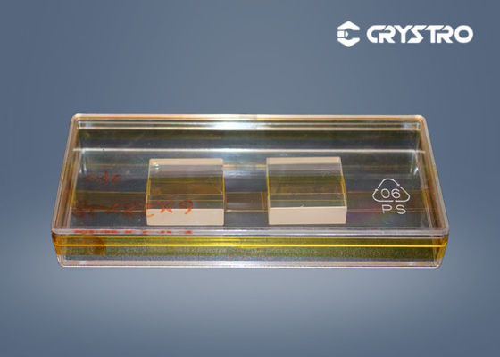 O único cristal TGG do diâmetro 28*28*6 obstrui a grandada sintética do gálio do Terbium