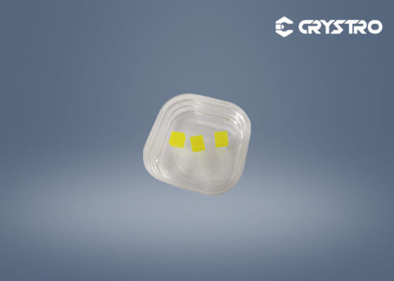 Lubrificando cristal 5x5x5mm da cintilação do nível 0.3%Ce LUAG o único
